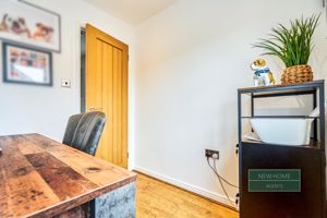 Photo 25- click for photo gallery